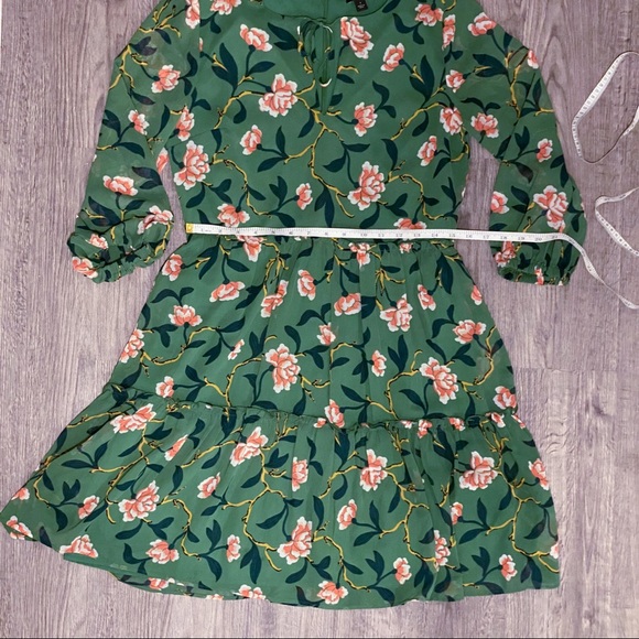 NWOT Ann Taylor Dress - Picture 4 of 6